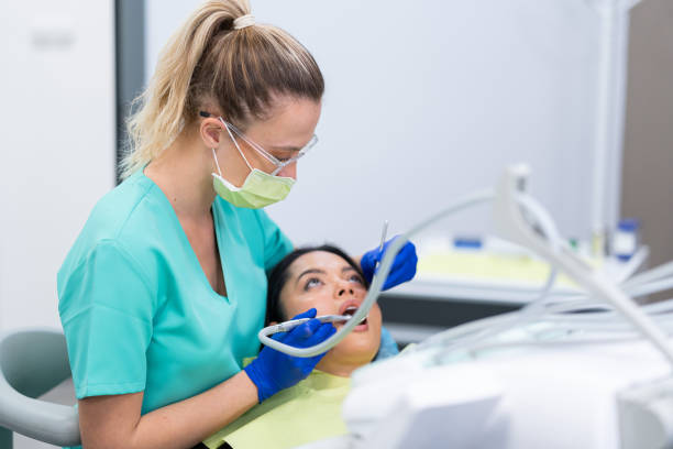 Best Emergency Dentist for Knocked-Out Tooth in Benton, TN